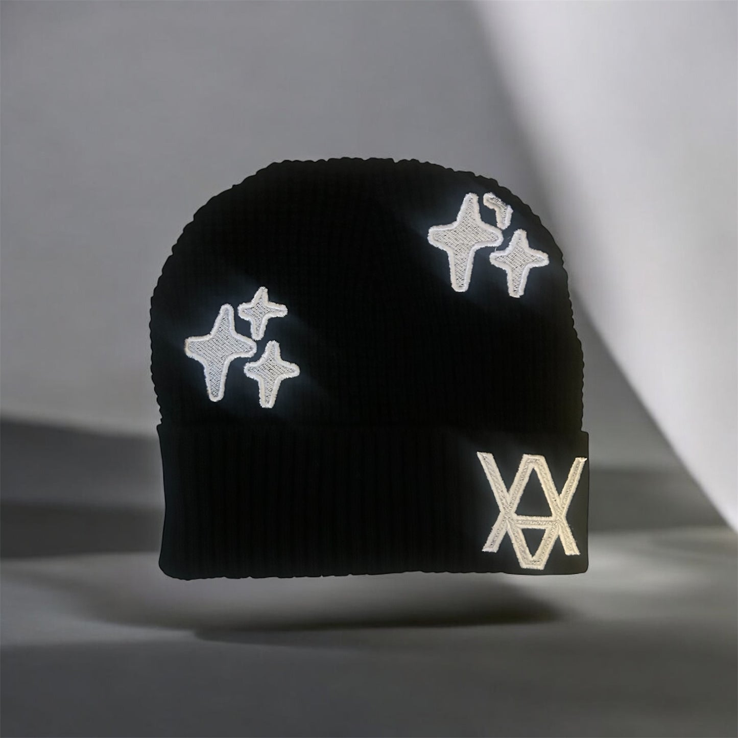 Star Diamond Knit Beanie